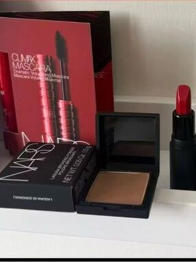 NARS Powder Bronzer Compact in Warm Brown with Red Lip Accent